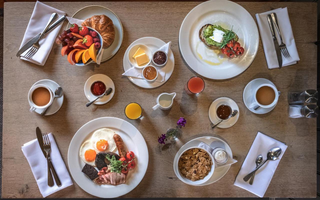 The Crown Inn ستوك من نايلاند المظهر الخارجي الصورة